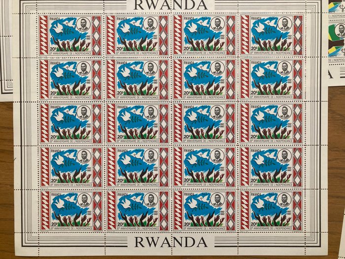 Rwanda 1976/1982 - 5 Komplet serie i hele ark af 20 - 25 - 30 - OBP/COB 730/736 - 798/800 - 877/880 - 969/976 - 1110/1113