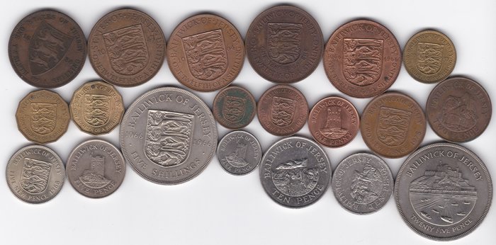 Isle of Man, Jersey og Guernsey. Extensive Type Collection (74), incl. Pre-Decimal  Many Commemorative Coins,  (Ingen mindstepris)