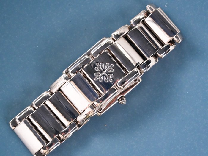 Patek Philippe - Twenty 4 White Gold - 4910/20G-011 - Kvinder - 2000-2010