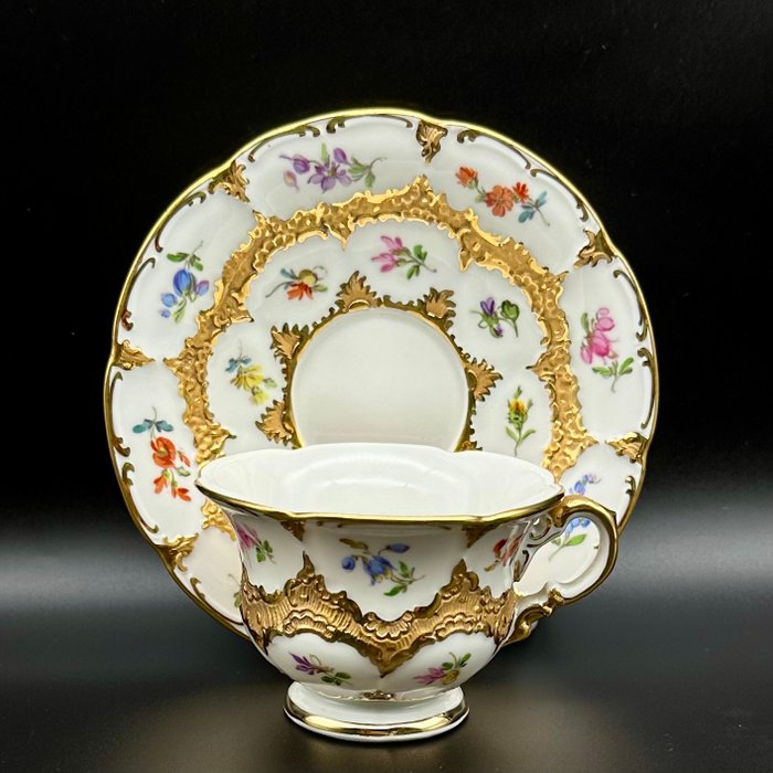 Meissen - Ernst August Leuteritz - Kop og underkop (2) - B- Form - Porcelæn - E.A.Leuteritz - Meissen