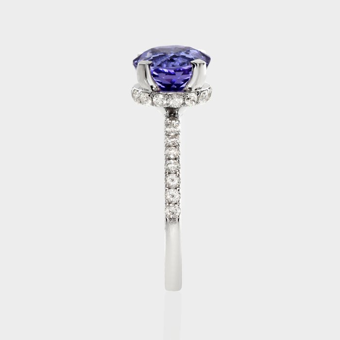 Ingen mindstepris - Ring - 14 karat Hvidguld -  3.10ct. tw. Tanzanit - Diamant - IGI 2,67 ct lavendel