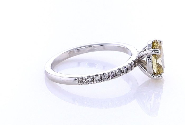 Ring - 14 karat Hvidguld -  0.98ct. tw. Diamant (Naturfarvet) - Diamant