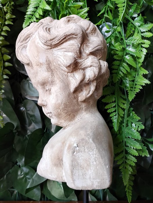 Skulptur Busto di un cherubino - 32 cm - Cementsten