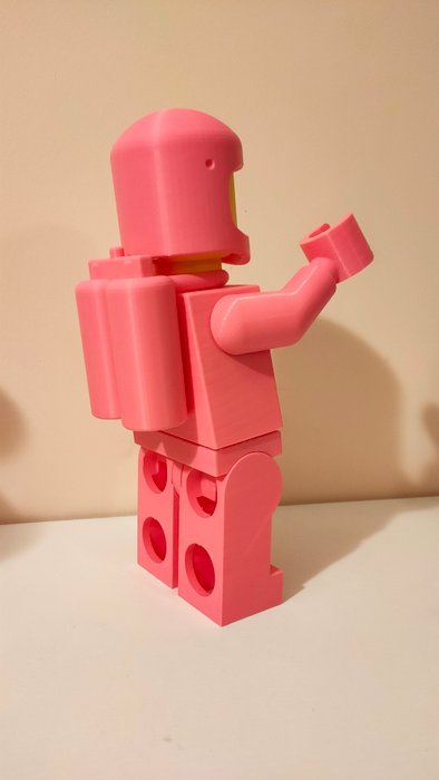 Handmade item - Handmade item Mega Figure LEGO Space Rosa/Rose Spaceman Classic - Italien