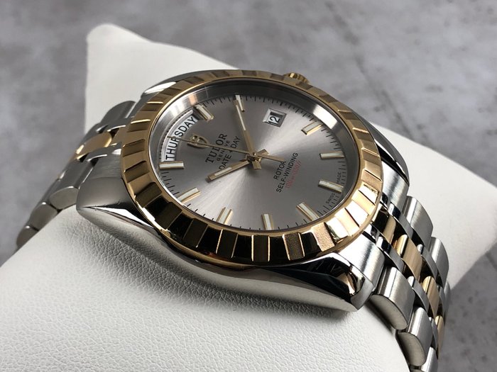 Tudor - Classic Day Date Automatic 18K - 23013 - Mænd - 2011-nu