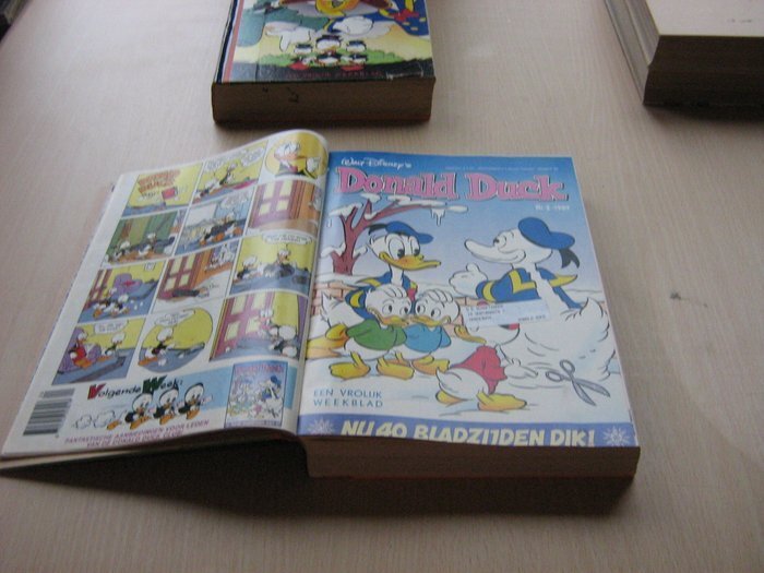 Donald Duck - jaargangen 1989 1990 1991 en 1992 - 209 tegneserier indbundet i 8 bøger