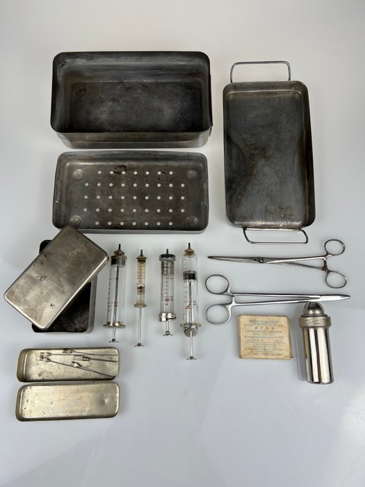 Collection of Soviet Medical instruments - Medicinsk instrument (11) - Metal glas