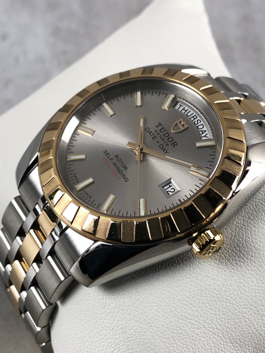 Tudor - Classic Day Date Automatic 18K - 23013 - Mænd - 2011-nu