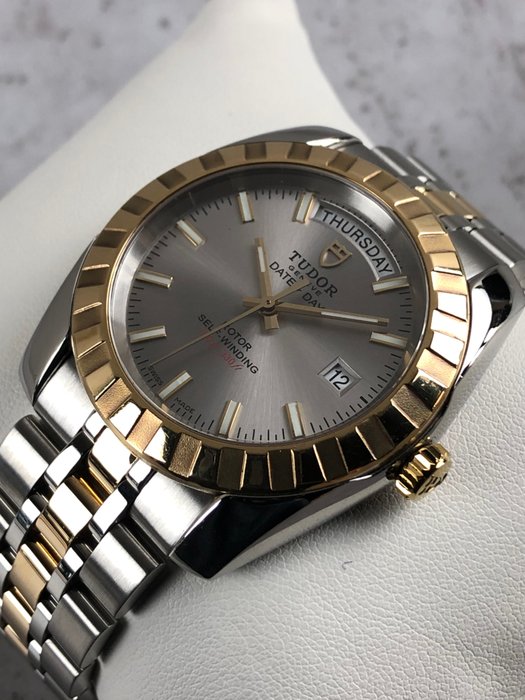 Tudor - Classic Day Date Automatic 18K - 23013 - Mænd - 2011-nu