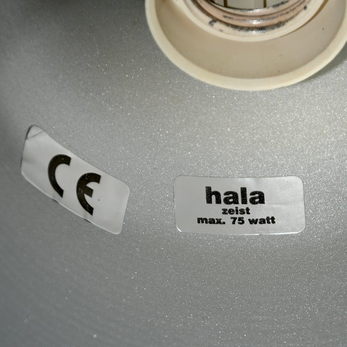 Hala Zeist - HThJA Busquet - Skrivebordslampe - Model hala 123 - Aluminium Metal