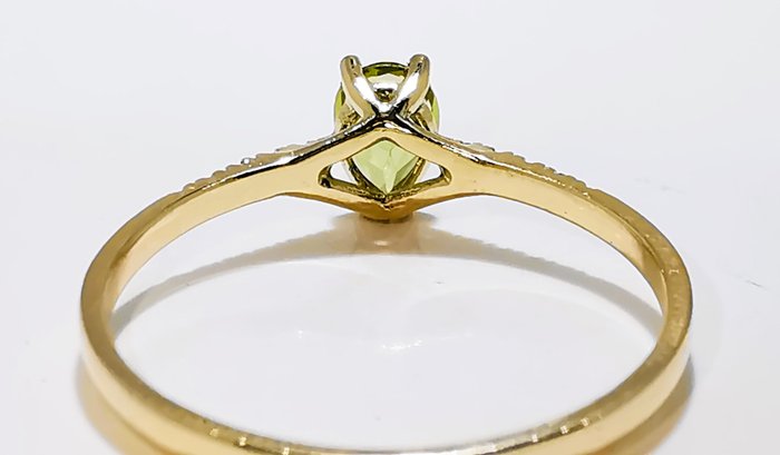 Ingen mindstepris - Ring - 14 karat Gulguld Peridot