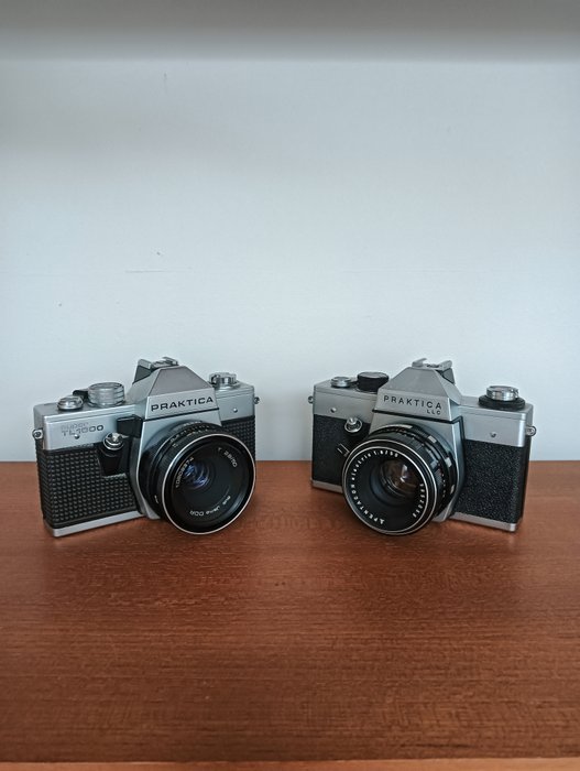 Praktica LLC én Super TL 1000 Reflekskamera med enkelt linse (SLR)