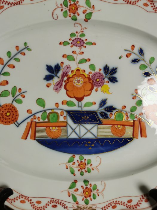 Meissen - Bakke - oval tallerken (L35cm) - Kakiemon - Gratis forsendelse - Keramik