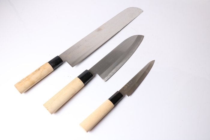 "刀 KATANA"  菜切 Nakiri , 出刃 Deba , ペティ Petty , - Køkkenkniv - Kitchen knife set - Stål - Japan