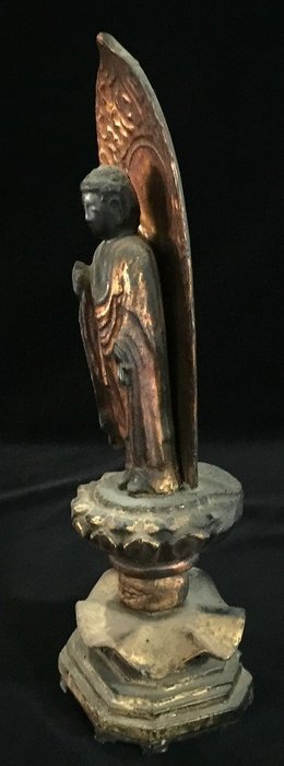 Japanese Vintage Wooden Buddha Statue (H:28cm) - Statue Træ - Japan - Meiji-perioden (1868-1912)  (Ingen mindstepris)