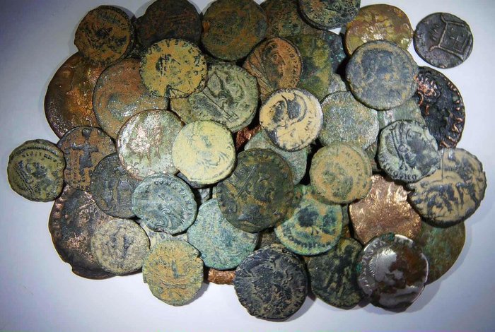 Romarriket. Lot of 60 Æ coins 1st century BC - 4th century AD  (Ingen mindstepris)