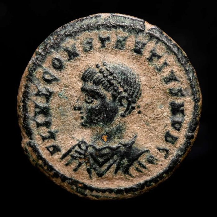 Romarriket. Constantius II (AD 337-361). Follis Treveri (Trier), 327-328 AD. PROVIDENTIAE CAESS. SMKA  (Ingen mindstepris)