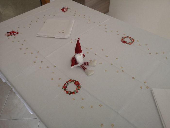 Christmas tablecloth hand embroidered - Dug  - 270 cm - 175 cm