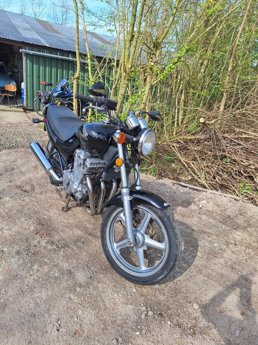 Honda - CB 750 - Nighthawk - 1994