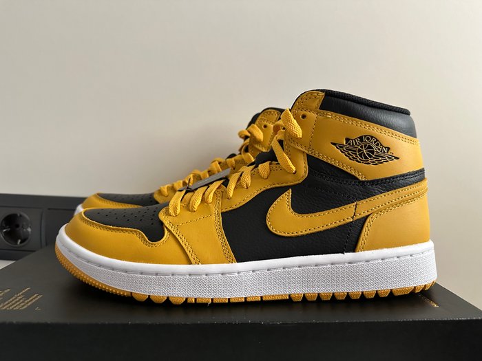 Air Jordan - Air Jordan 1 High - Sneakers - Størelse: EU 42