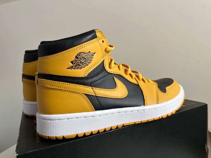 Air Jordan - Air Jordan 1 High - Sneakers - Størelse: EU 42