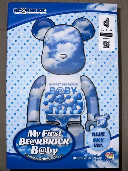 Medicom Toy Be@rbrick - 400%  100% Bearbrick set - My First Bearbrick Baby (Blue Sky edition)