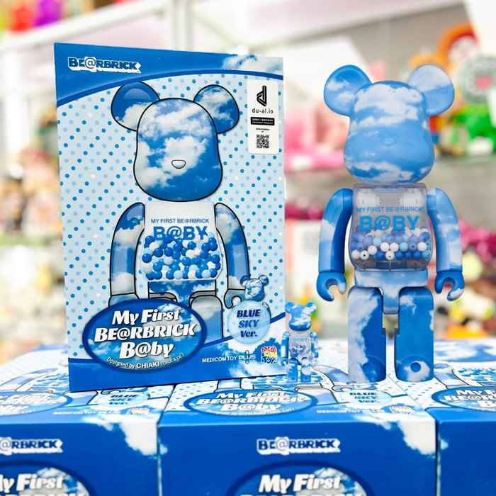 Medicom Toy Be@rbrick - 400%  100% Bearbrick set - My First Bearbrick Baby (Blue Sky edition)