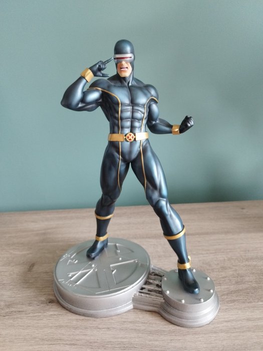 Bowen Design  - Actionfigur Astonishing X-Men Cyclops Statue 1/6