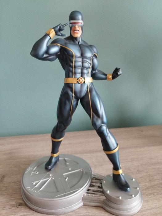 Bowen Design  - Actionfigur Astonishing X-Men Cyclops Statue 1/6