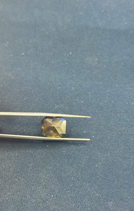 1 pcs Diamant  (Naturfarvet)  - 10.07 ct - Rektangel - Fancy dark Brun - SI2 - Gemewizard Gemological Laboratory (GWLab)