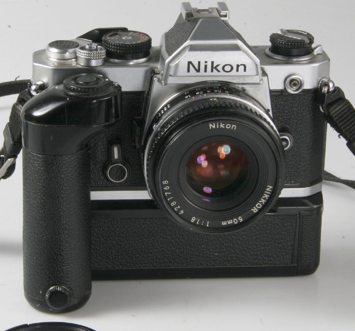 Nikon FM + MD-12 motordrive + Nikon Series E 1.8/50 mm - Reflekskamera med enkelt linse (SLR)