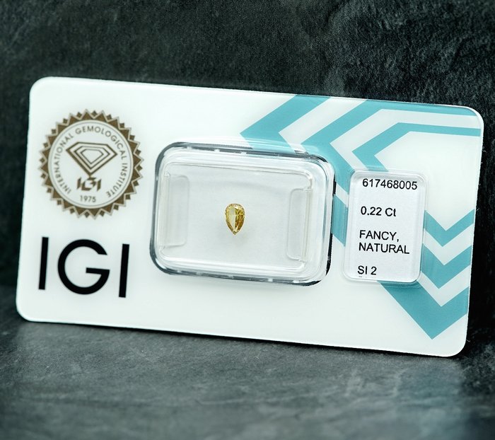 1 pcs Diamant  (Naturfarvet)  - 0.22 ct - Fancy Gul - SI2 - International Gemological Institute (IGI)