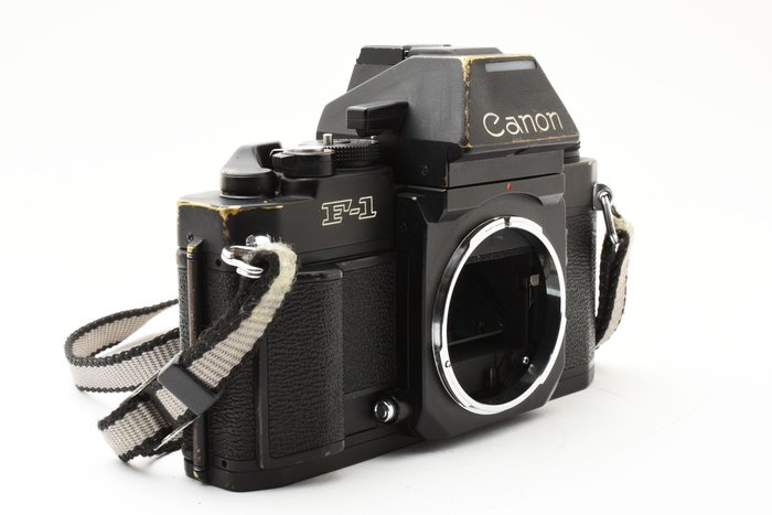 Canon New F-1 with AE-Finder Reflekskamera med enkelt linse (SLR)