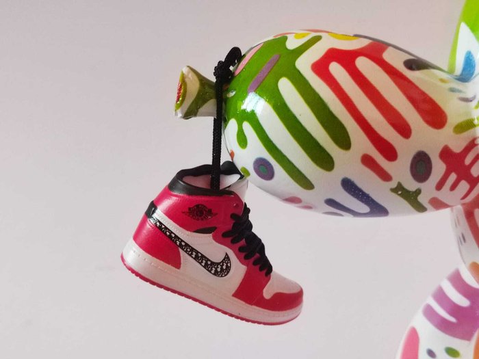 Gio - Ballon Dog x Nike Air Jordan - Dior