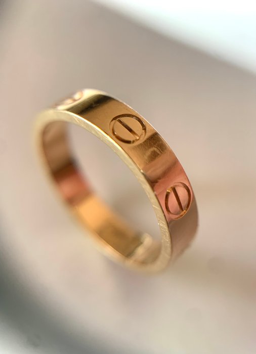 Ingen mindstepris - Cartier - Ring - Love - 18 kraat Gulguld