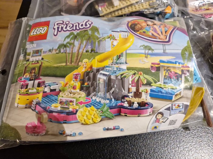 Lego - Andreas Pool Party,tuning Werkstatt,eislaufplatz,miss wohnmobil - 41374,41351,41322,41339 - Lego friends 41374,41351,41322,41339 4Sets komplett - 2000-2010 - Tyskland