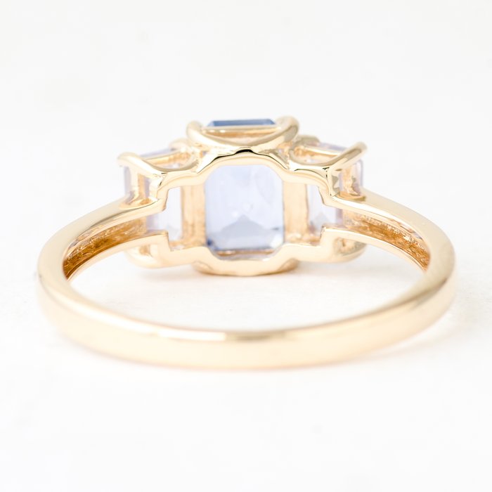 Ingen mindstepris - Ring - 14 karat Gulguld -  1.79ct. tw. Safir - Safir