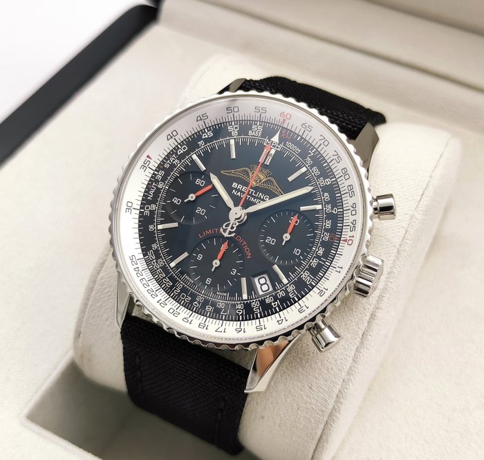 Breitling - Navitimer AOPA Limited Edition - Ingen mindstepris - A233225U - Mænd - 2011-nu