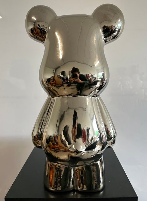 Daluxe Art - 1999 • Silver Bearbrick • XL