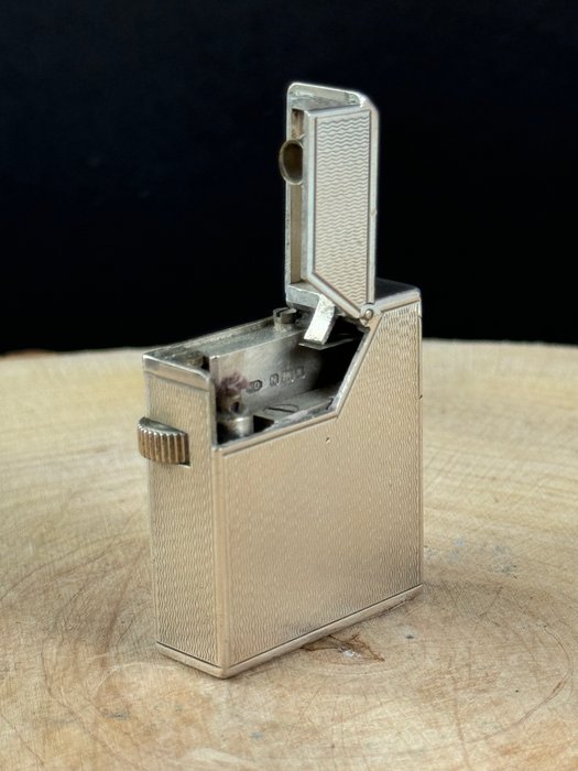 Dunhill - broadboy Silver petrol lighter - Lighter - .925 sølv