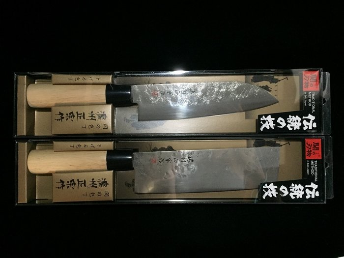 正宗 MASAMUNE / Set of 2 / 三得 SANTOKU 菜切 NAKIRI - Bordkniv (2) - Japansk køkkenkniv - Stål Træ