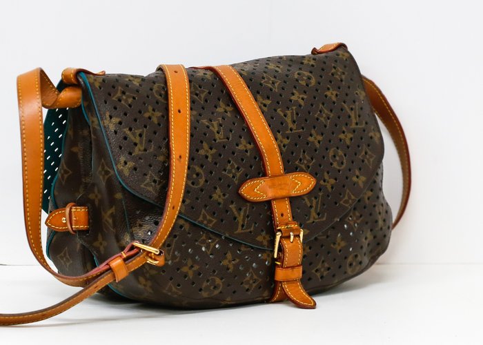 Louis Vuitton - Saumur - Crossbody-taske