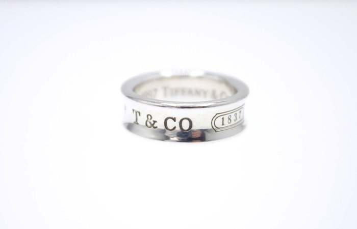 Ingen mindstepris - Tiffany  Co. - Ring - 1837 Narrow Sterling Silver 925 Ring Sølv