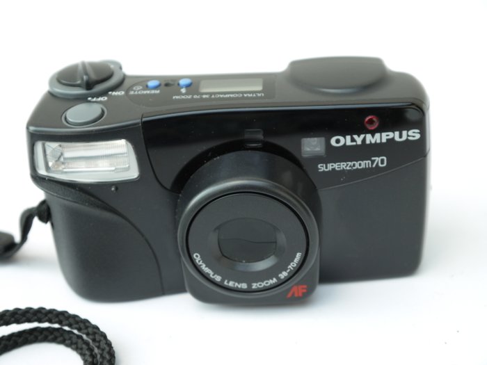 Olympus Superzoom 70 mit Zoom 38-70mm | Analogt kamera