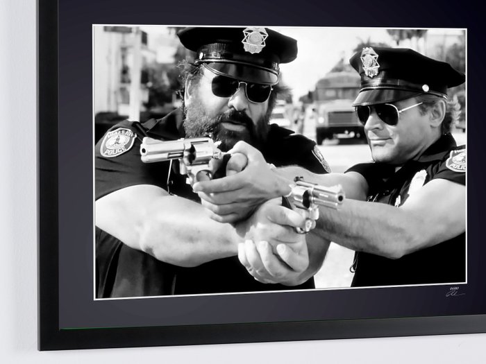 Miami Supercops 1985 - Bud Spencer  Terence Hill - Fine Art Photography - Luxury Wooden Framed 70X50 cm - Limited Edition Nr 02 of 30 - Serial ID 20197 - Original Certificate (COA), Hologram Logo Editor and QR Code - 100% New items.