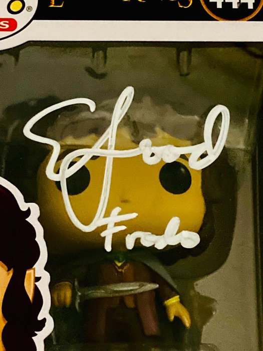 Lord of the Rings - Funko Pop Lord of the Rings - #444 Elijah Wood Signed Funko "Frodo" - 2000-present