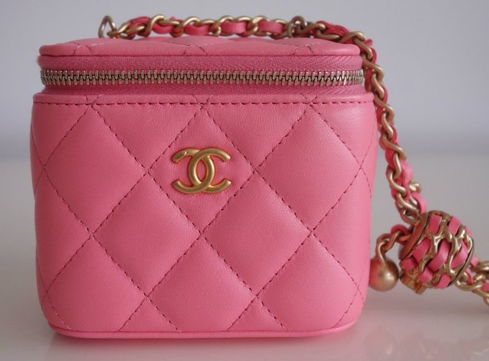 Chanel - Timeless Classic Flap New Mini - Håndtaske