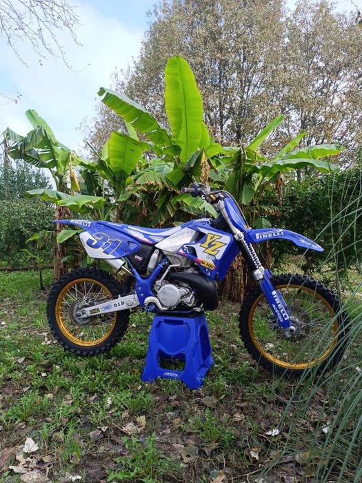 Yamaha - YZ - 250 cc - 1998