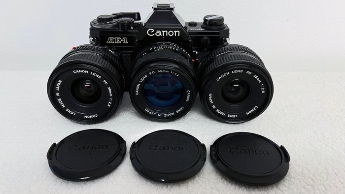 Canon AE-1 black+ FD 14/50 mm + FD 28/28 mm + FD 28/35 mm Reflekskamera med enkelt linse (SLR)