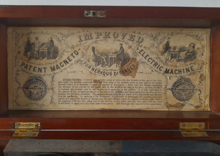 Medicinsk instrument - Mahogni - Magneto elektro maskine